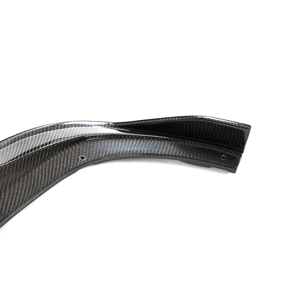 Corner view of the 3D Style Carbon Fiber Front Lip for BMW G20 LCI