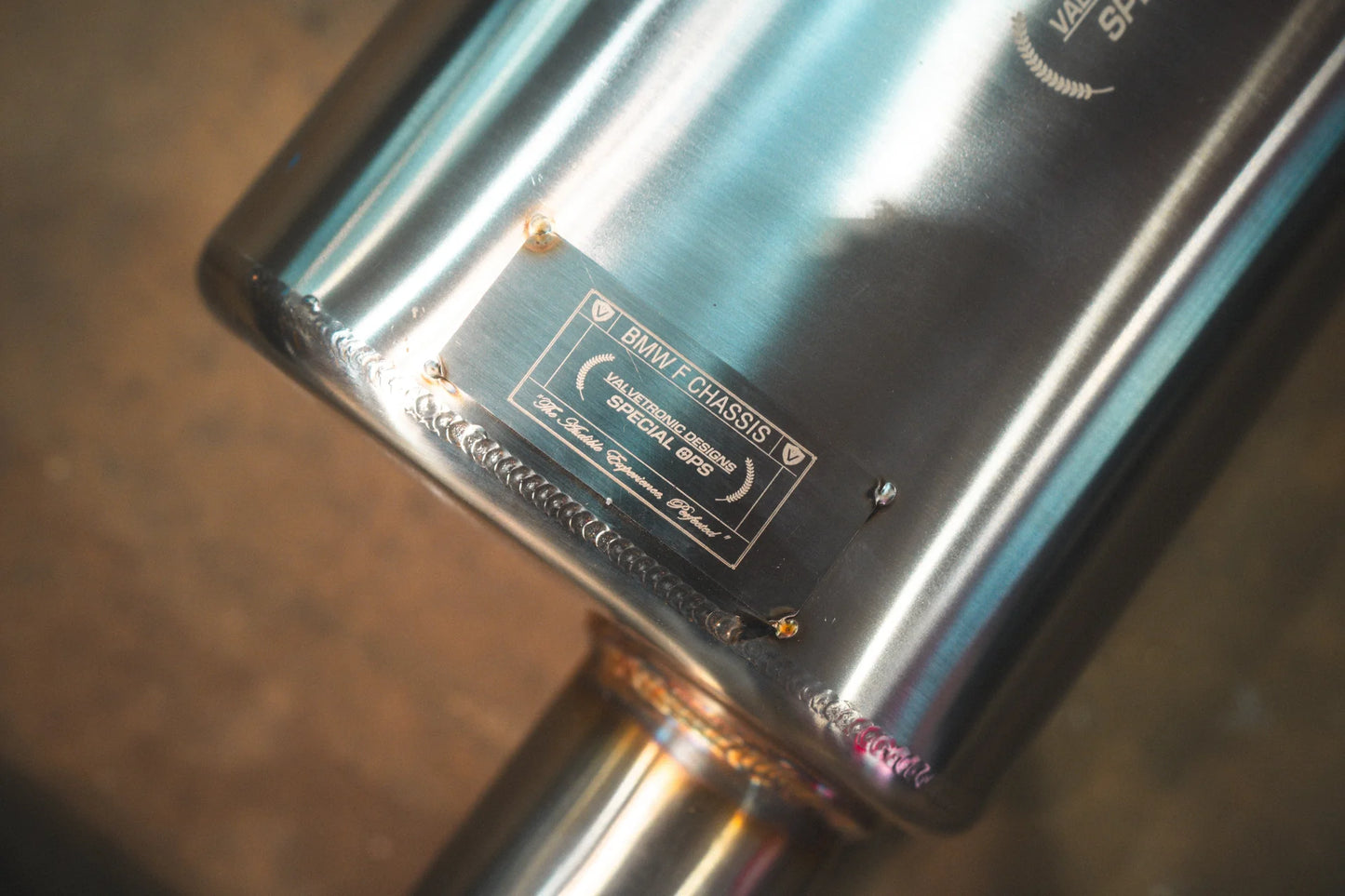 BMW F30 F22 F36 F32 Valved Sport Exhaust Axleback Logo Detail