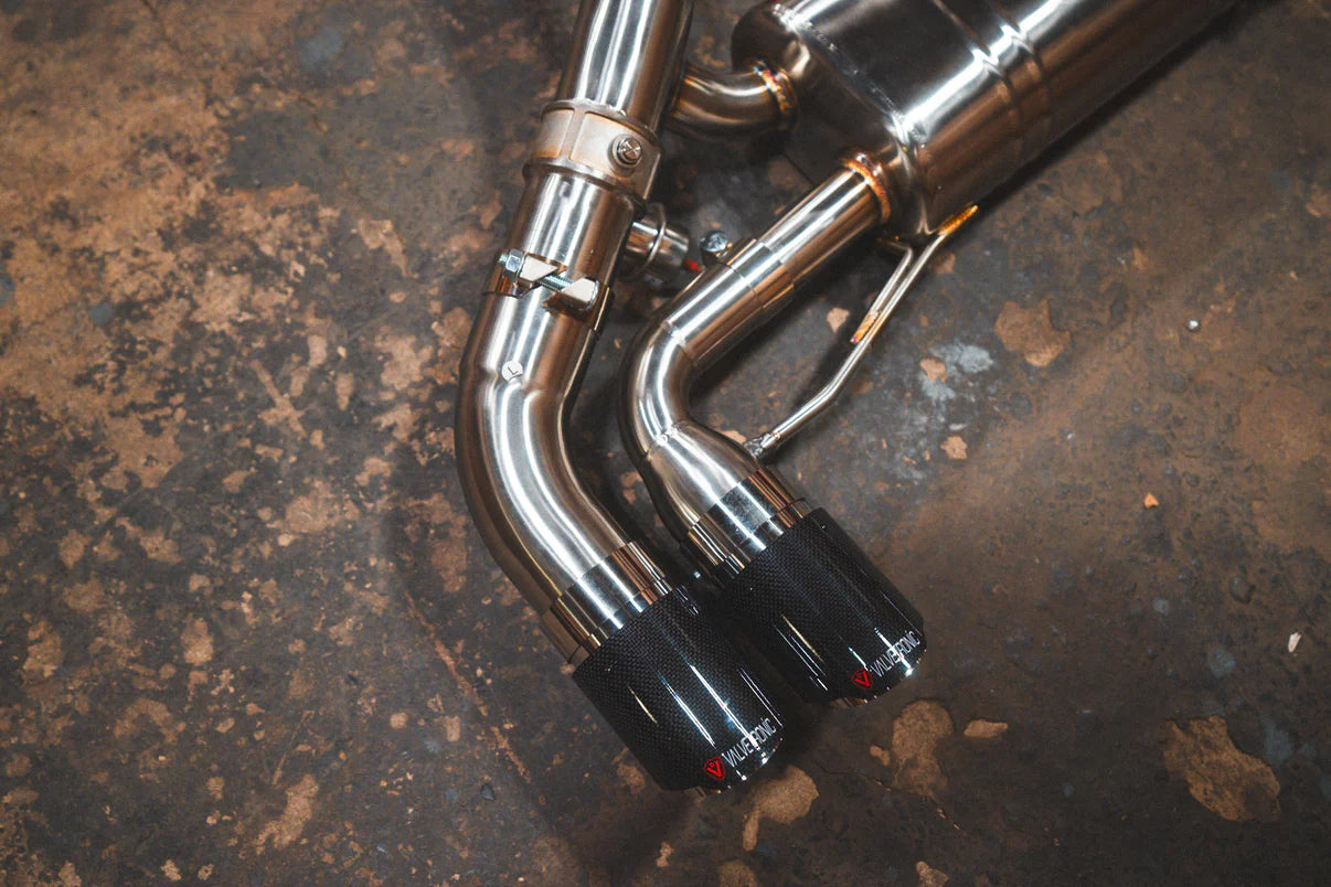 Carbon Tips of the BMW G20/G22 M340i/M440i Valved Sport Exhaust System