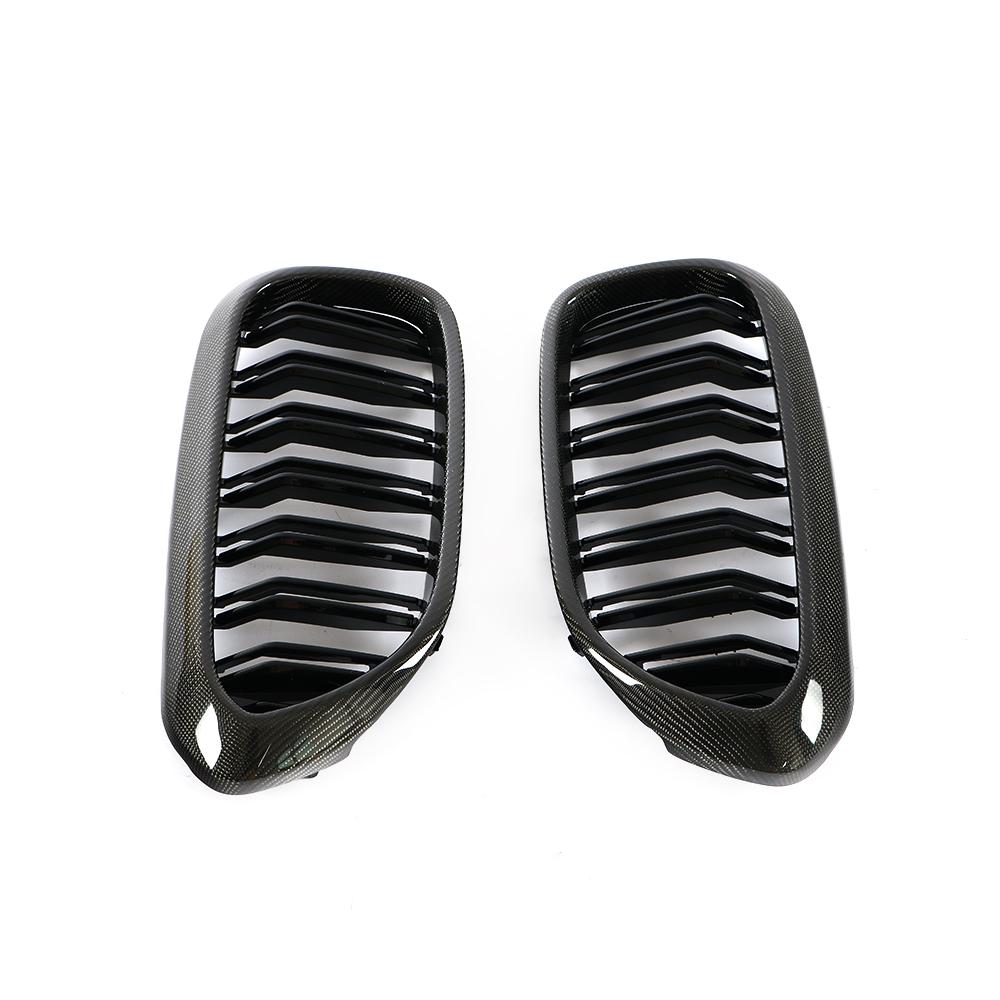 Side View on the Carbon Fiber/ABS Grille for BMW 5 Series G30 (2017-2020) & M5 F90 (2018-2019)