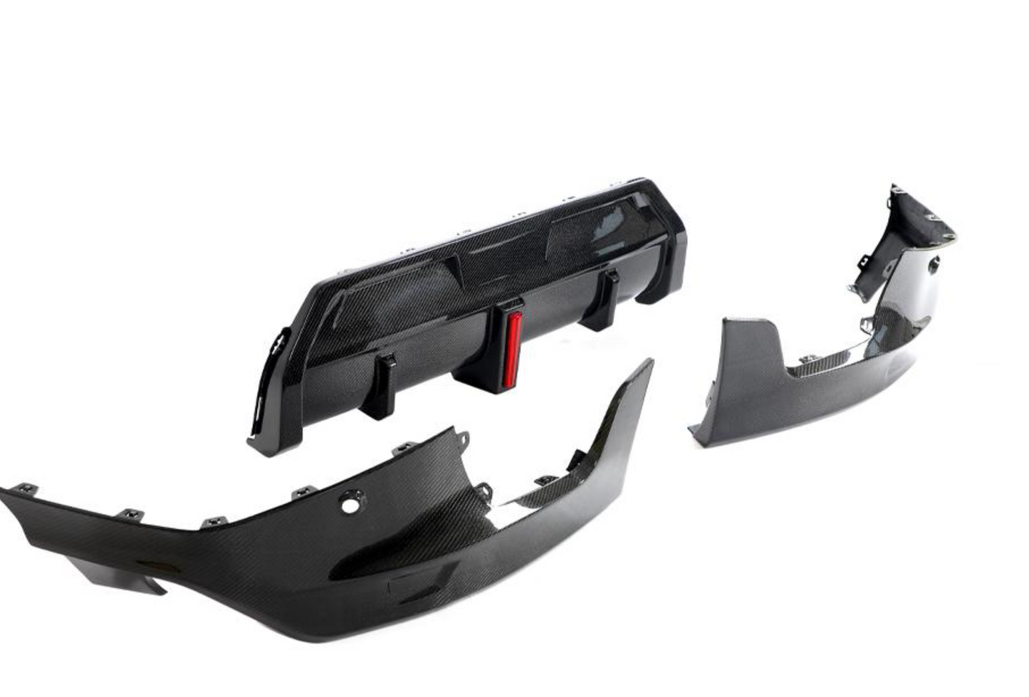 Carbon Fiber Diffuser with Brake Light BMW G42 Pieces