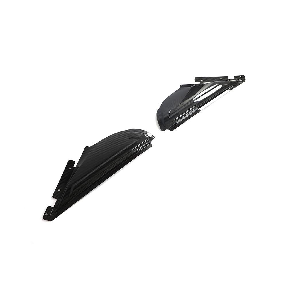 Another side view of the Dry Carbon Fiber Cowl Cover Panels for BMW G80/G82