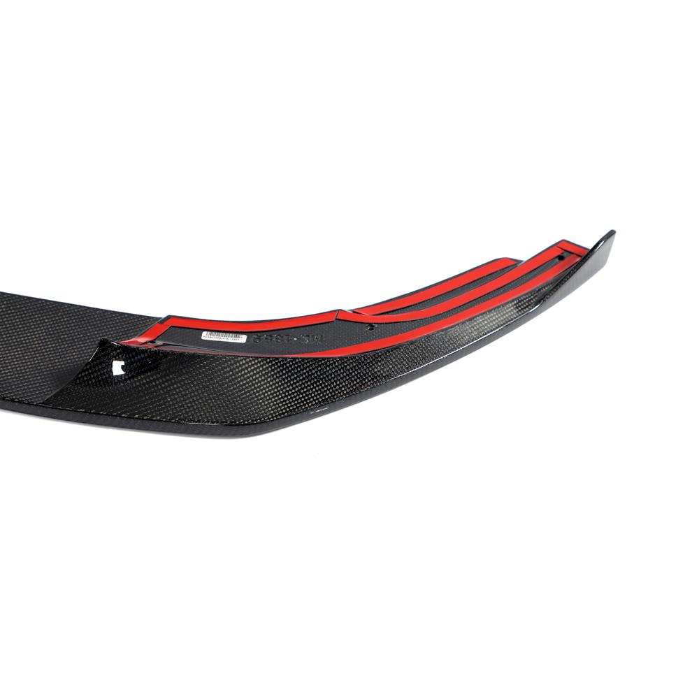 Corner Side of the Exclusive Style Carbon Fiber Front Lip for BMW G20 LCI