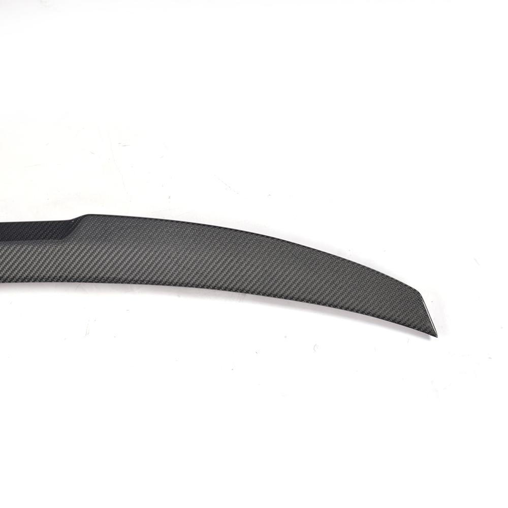 Corner Closeup of the ML Style Carbon Fiber Trunk Spoiler for BMW 5 Series G30 & M5 F90