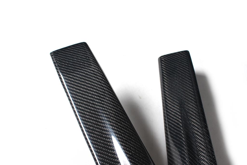 Closeup of the other corner of the Performance Style Carbon Fiber Side Skirts for BMW F32