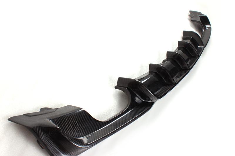 Side Angle of the Premium Carbon Fiber Diffuser for BMW F30