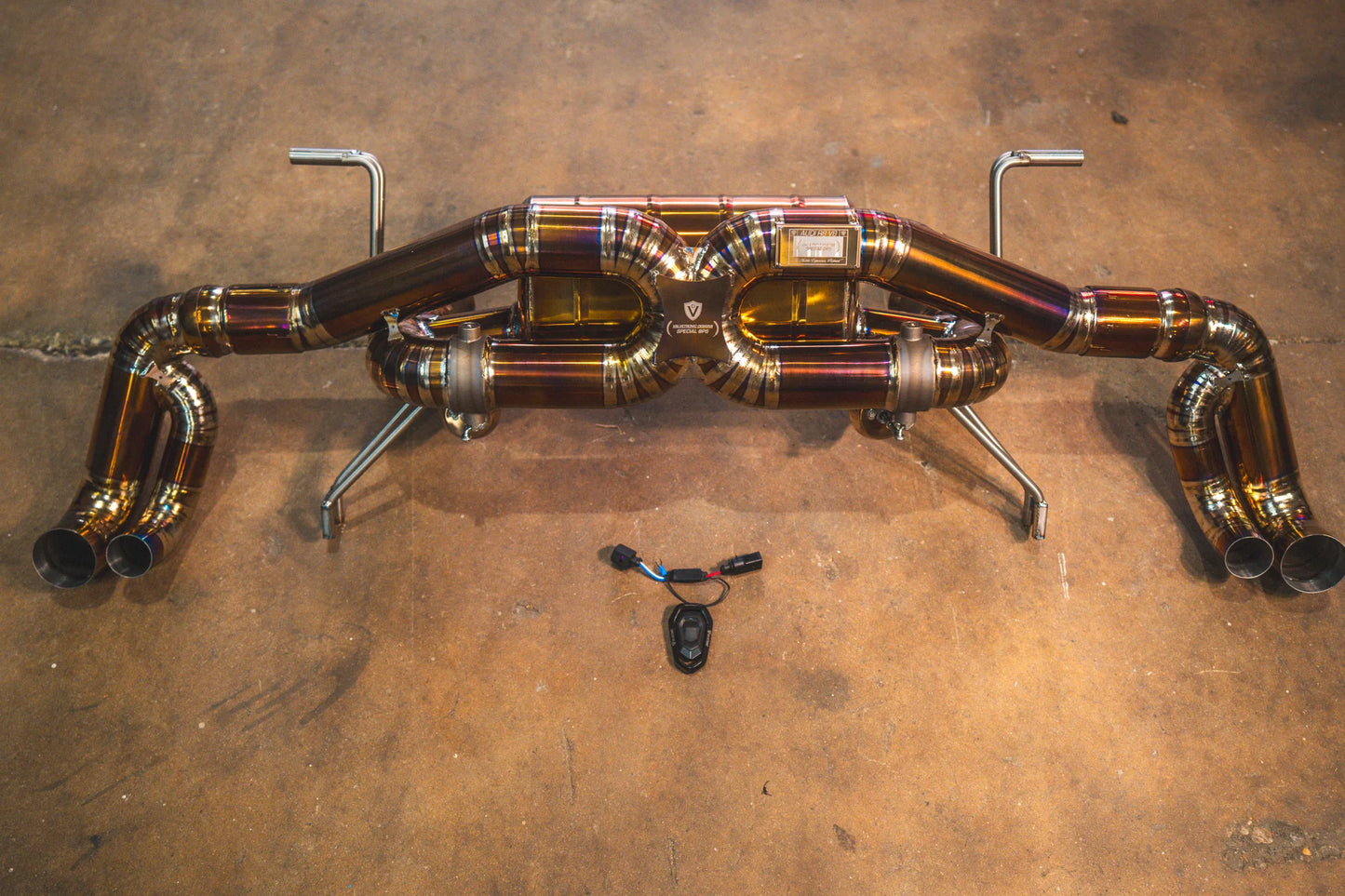 Top view of the Valvetronic Audi R8 True F1 / Valved Exhaust System