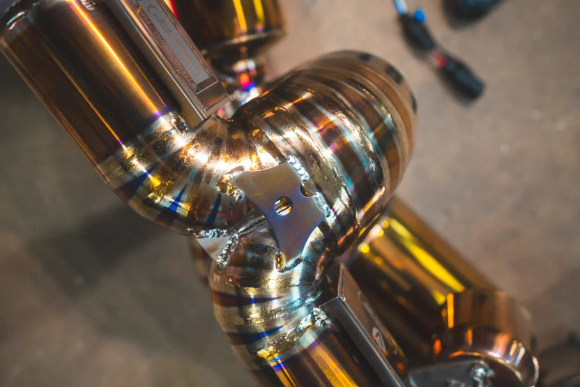 Welding on the Valvetronic Lamborghini Huracan Performante / EVO / STO / Tecnica True F1 / Valved Exhaust System