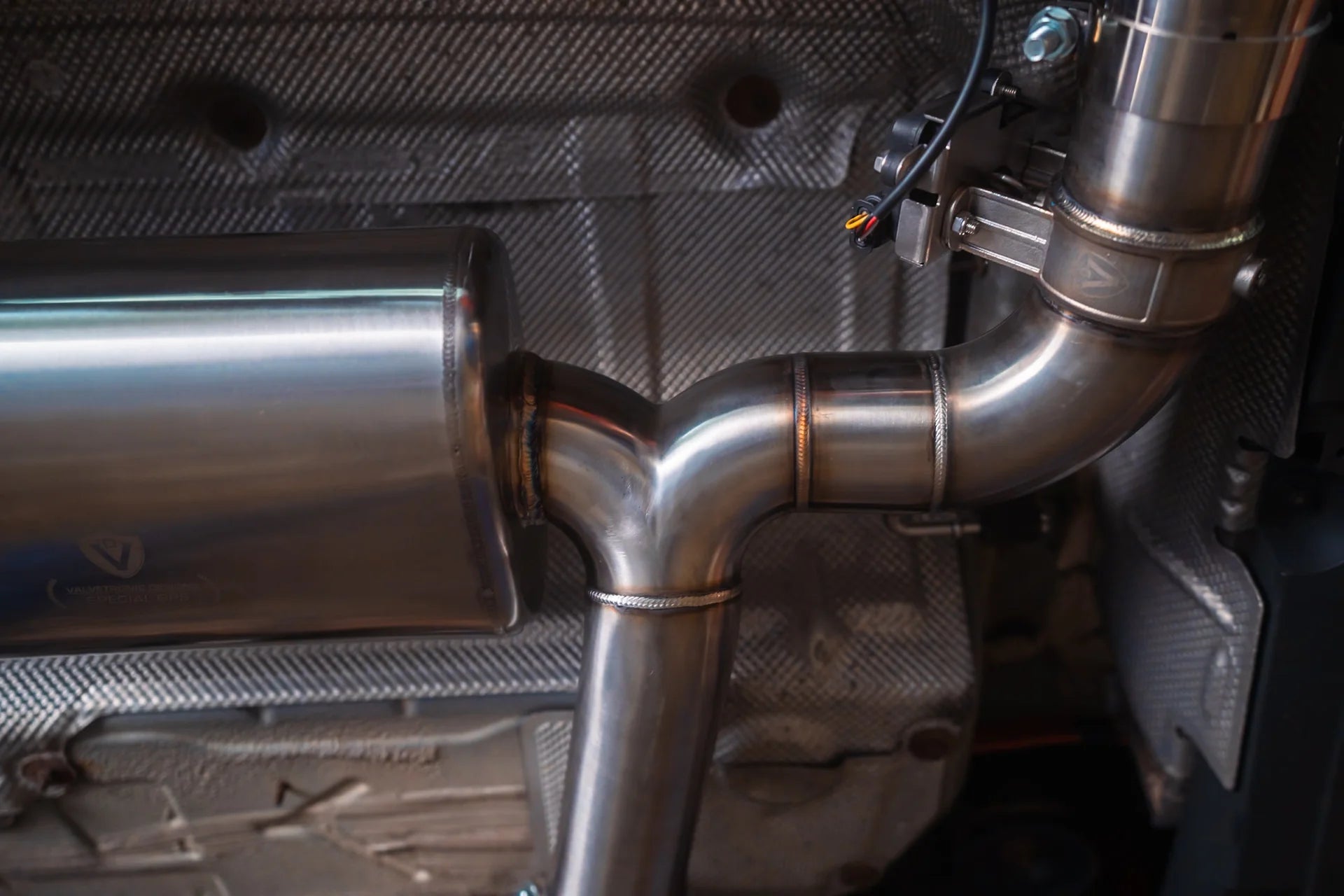 BMW F30 F22 F36 F32 Valved Sport Exhaust Installed 