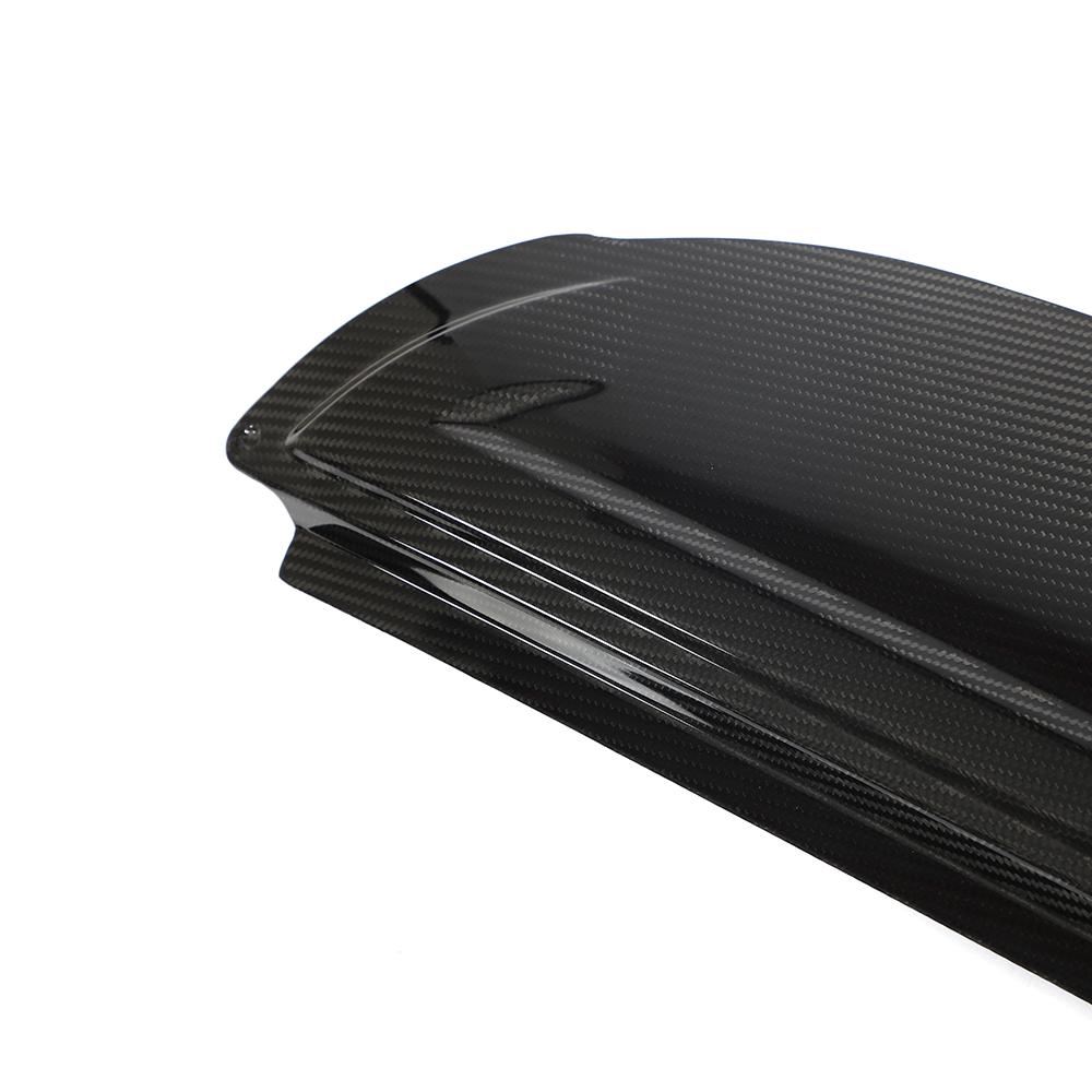 Corner of the Dry Carbon Fiber Cowl Cover Panels for BMW G80/G82