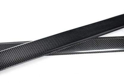 Closeup of the weave pattern on the Performance Style Carbon Fiber Side Skirts for BMW F32