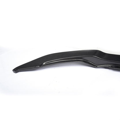 Closeup of the weave of the V Style Carbon Fiber Front Lip for BMW F82 