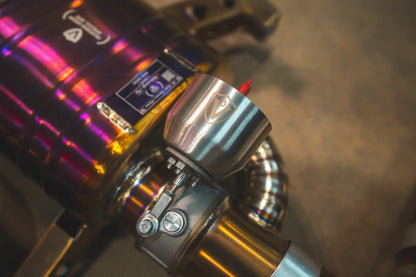 Logo on the Valvetronic Audi R8 True F1 / Valved Exhaust System