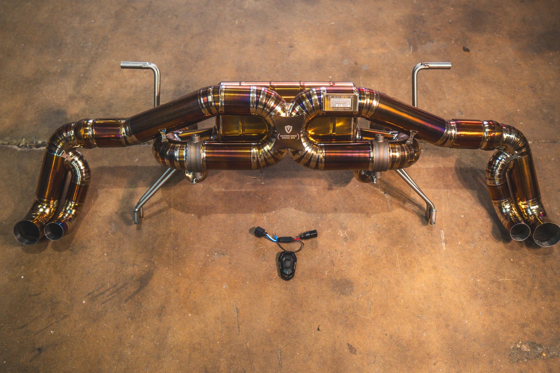 Top view of the Valvetronic Audi R8 True F1 / Valved Exhaust System