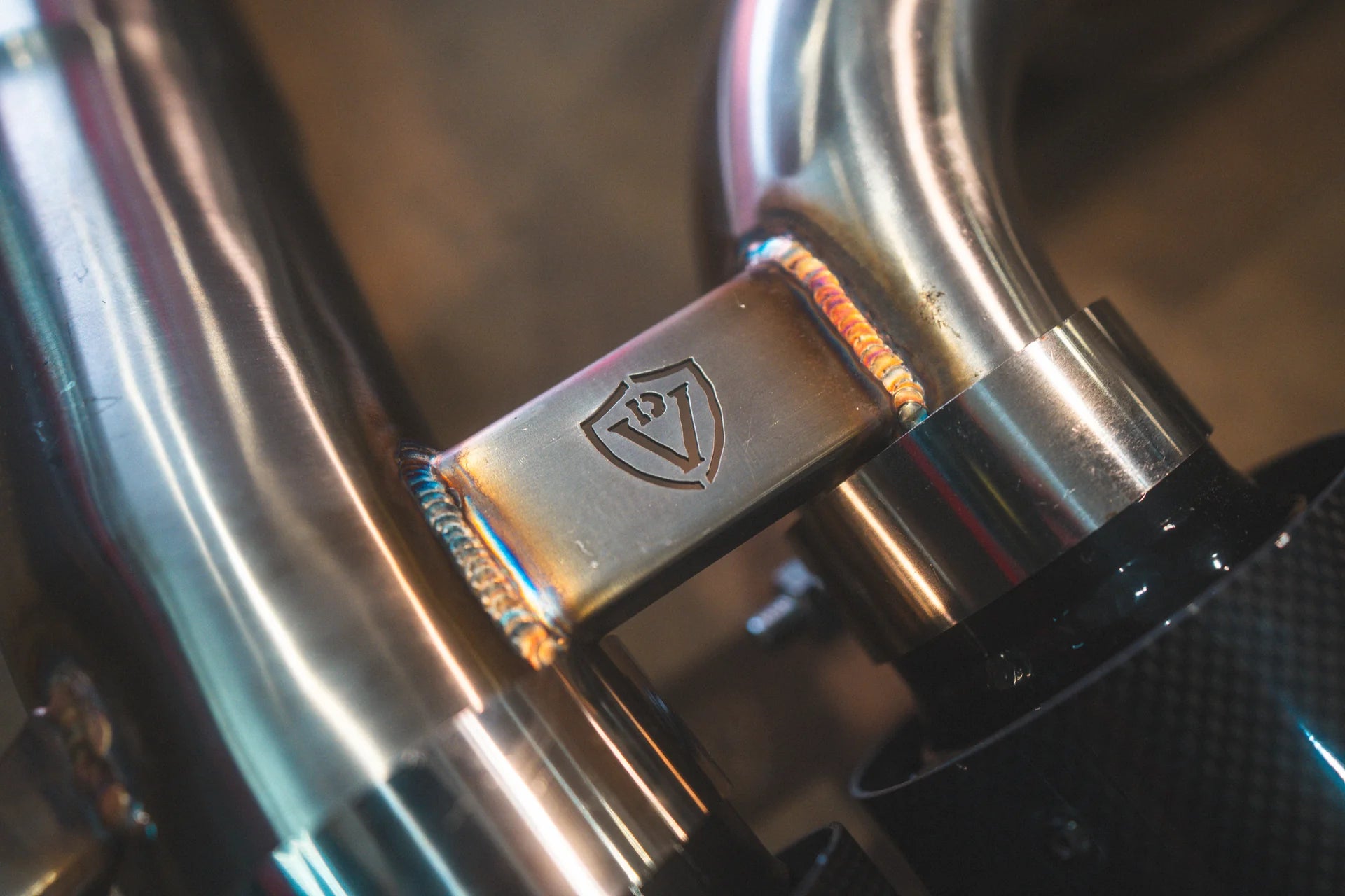 Closeup on the Valvetronic BMW G8x M3 / M4 Valved Sport Exhaust System | Insignist Motorsports VD Desgin