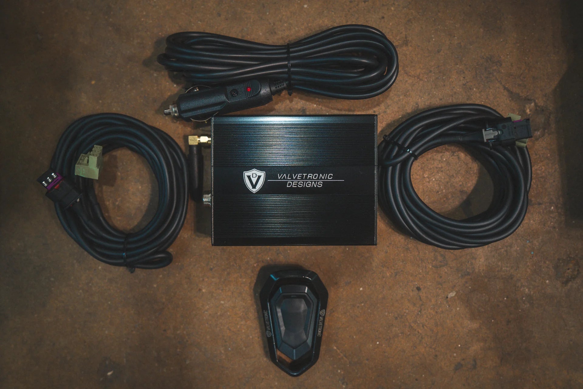 Hardware for the Valvetronic BMW G8x M3 / M4 Valved Sport Exhaust System | Insignist Motorsports