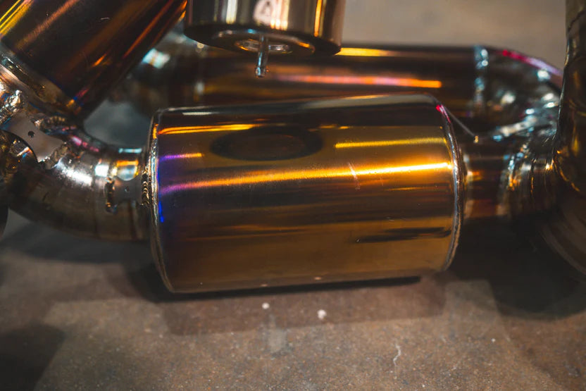 Closeup on the Valvetronic Lamborghini Huracan Performante / EVO / STO / Tecnica True F1 / Valved Exhaust System