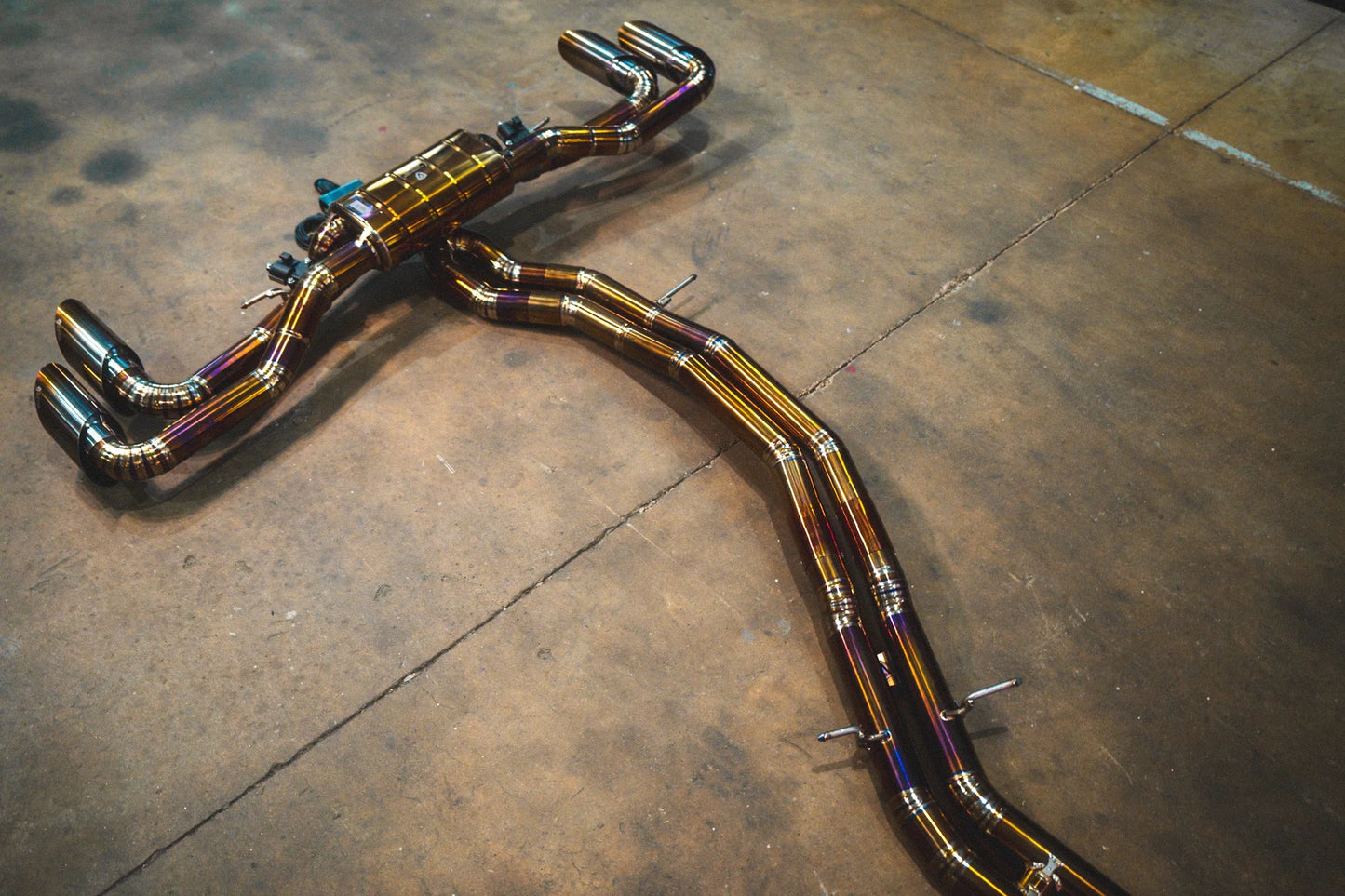Top view on the Valvetronic Lamborghini Urus Valved Sport Exhaust System