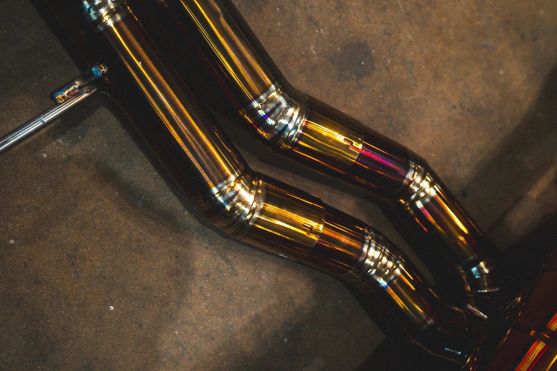 Another weld closeup on the Valvetronic Lamborghini Urus Valved Sport Exhaust System