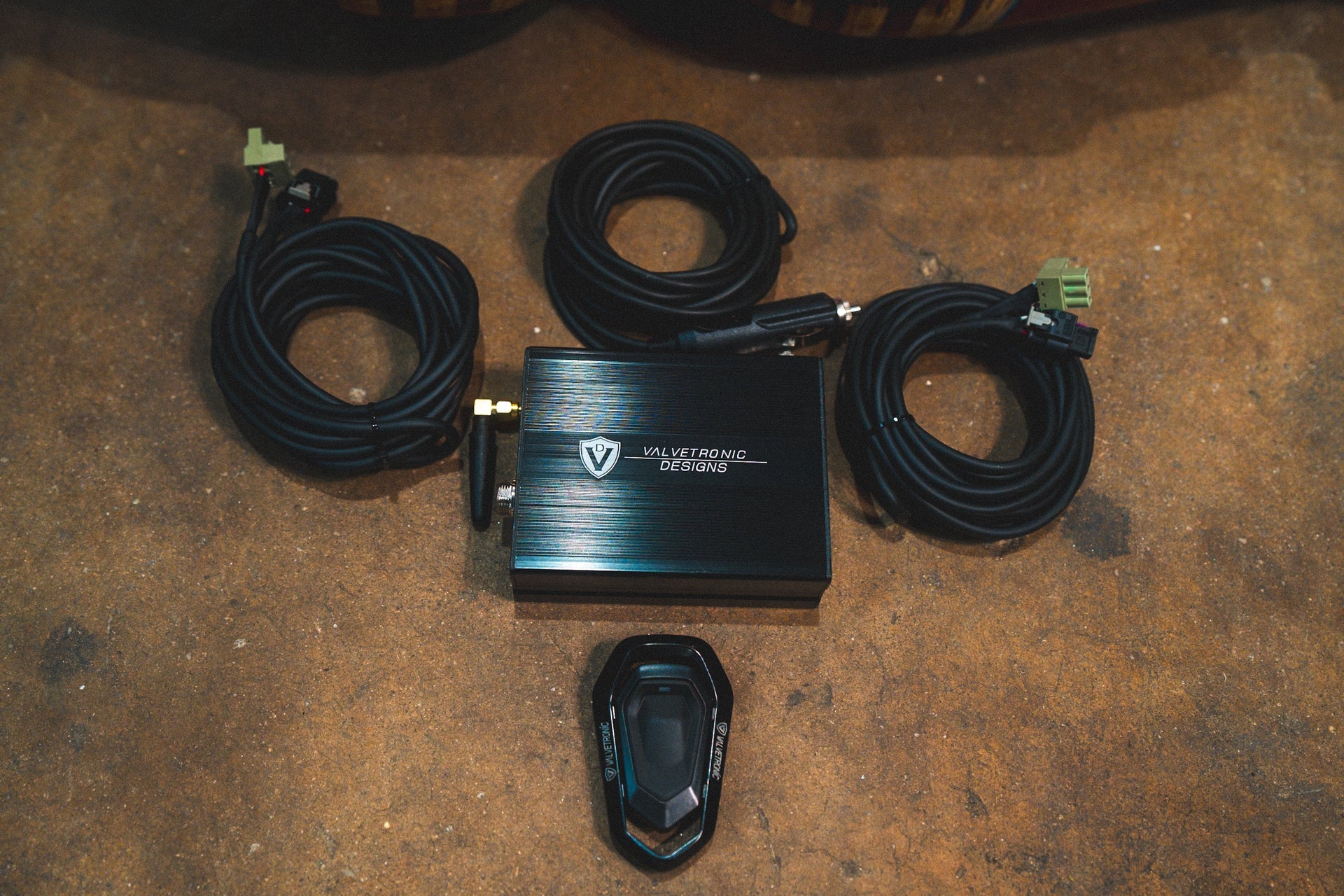 Hardware for the Valvetronic Lamborghini Urus Valved Sport Exhaust System