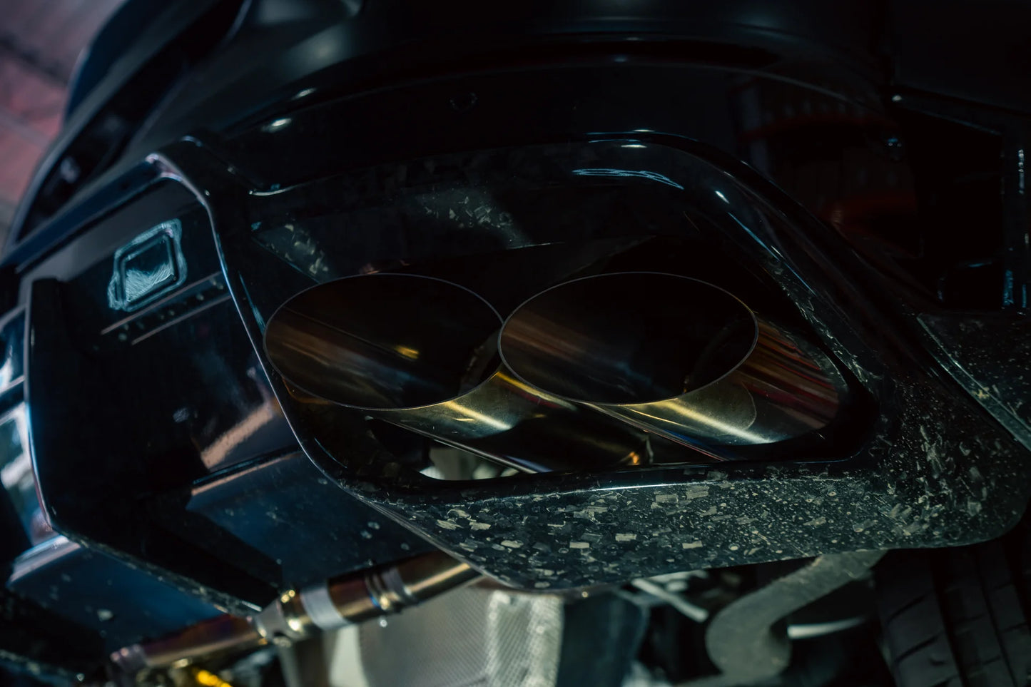 Tips installed with the Valvetronic Lamborghini Urus Valved Sport Exhaust System