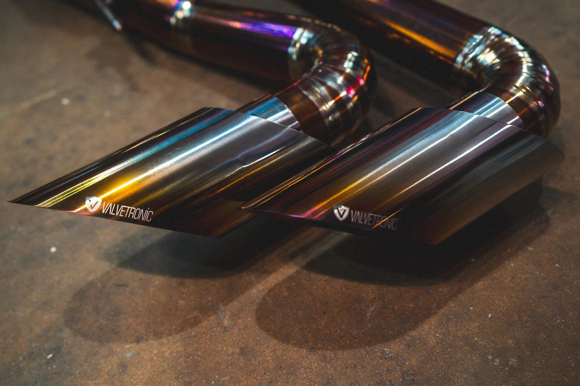 Another closeup on the tips for the Valvetronic Lamborghini Urus Valved Sport Exhaust System