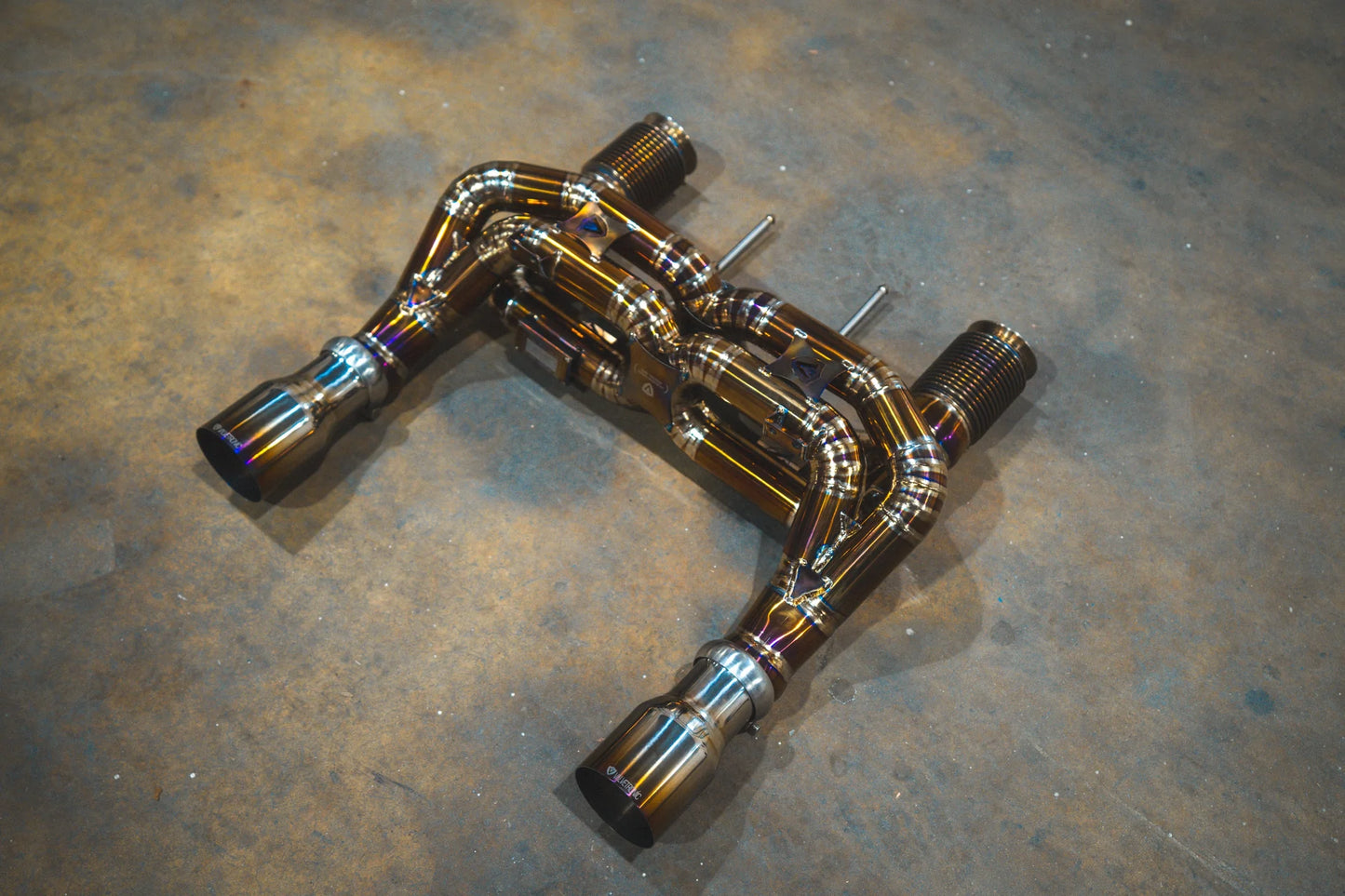 Side view of the Valvetronic Mclaren 720S Valved Sport Exhaust System